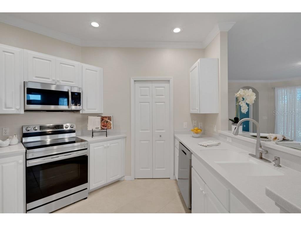 684 Grasslands Village Circle Lakeland FL 33803 L4961751 image9