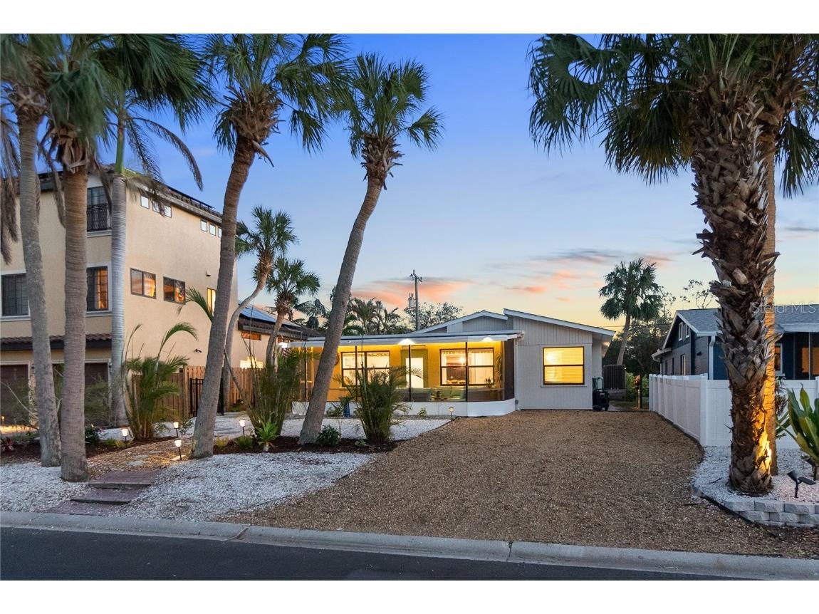 684 Treasure Boat Way Sarasota FL 34242 A4627194 image1