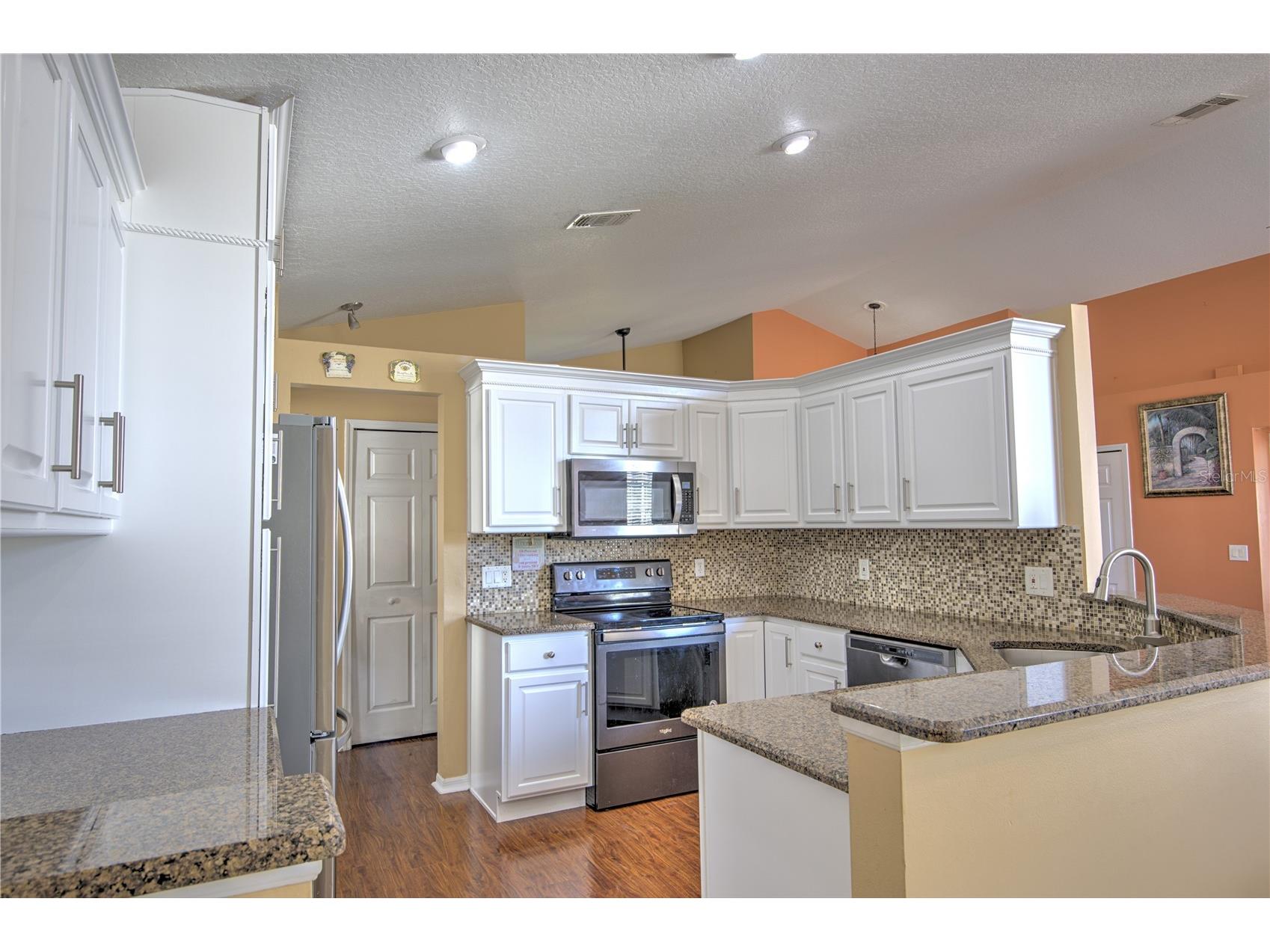 684 Yorkshire Drive Oviedo FL 32765 O6398212 image18