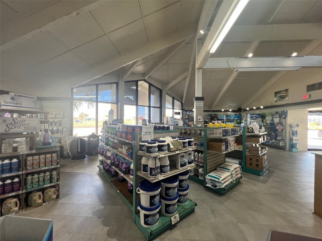 6840 Cypress Gardens Boulevard Winter Haven FL 33884 O6295586 image8