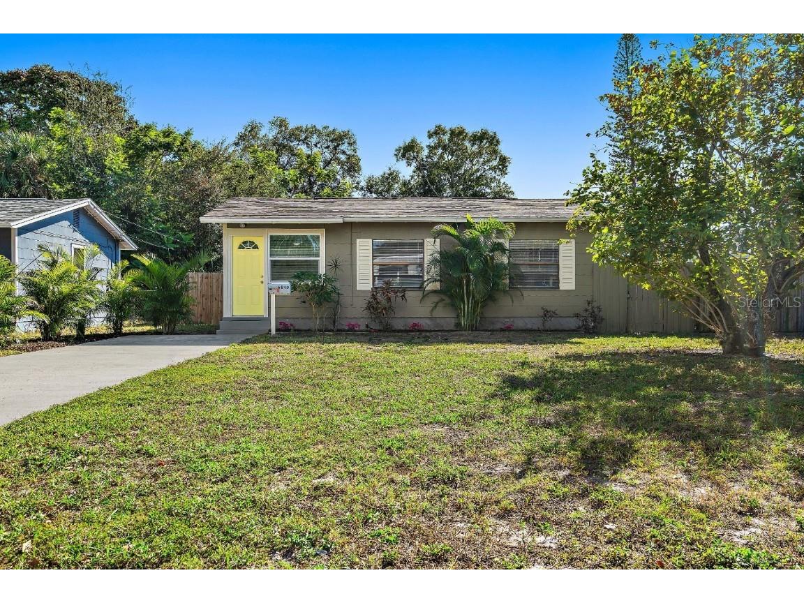 6840 Dartmouth Avenue N Saint Petersburg FL 33710 D6133589 image1