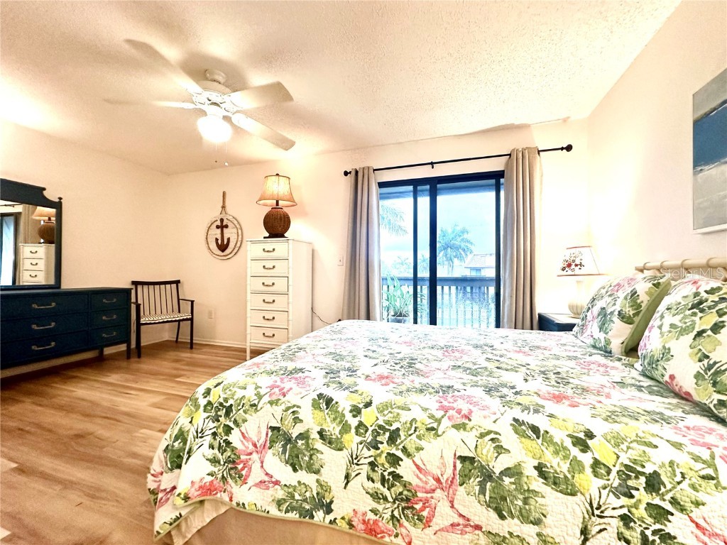 6840 Midnight Pass Road #6840 Sarasota FL 34242 A4643373 image18