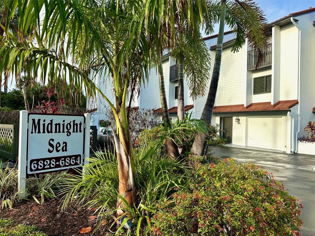 6840 Midnight Pass Road #6840 Sarasota FL 34242 A4643373 image2
