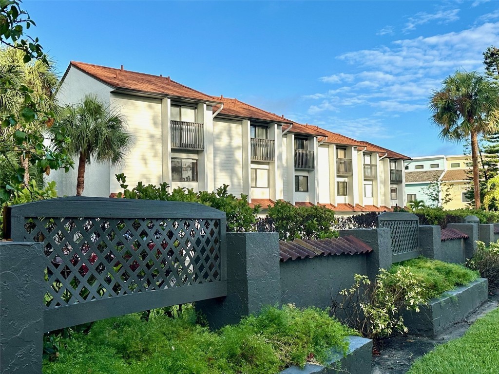 6840 Midnight Pass Road #6840 Sarasota FL 34242 A4643373 image6