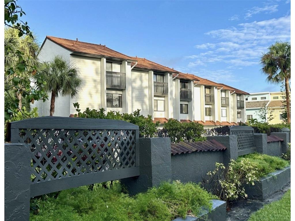 6840 Midnight Pass Road #6840 Sarasota FL 34242 A4655689 image2