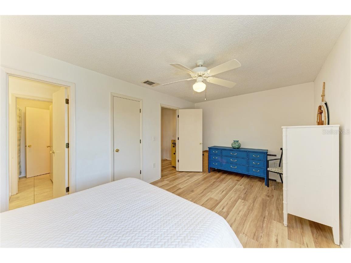 6840 Midnight Pass Road #6840 Sarasota FL 34242 A4655689 image36