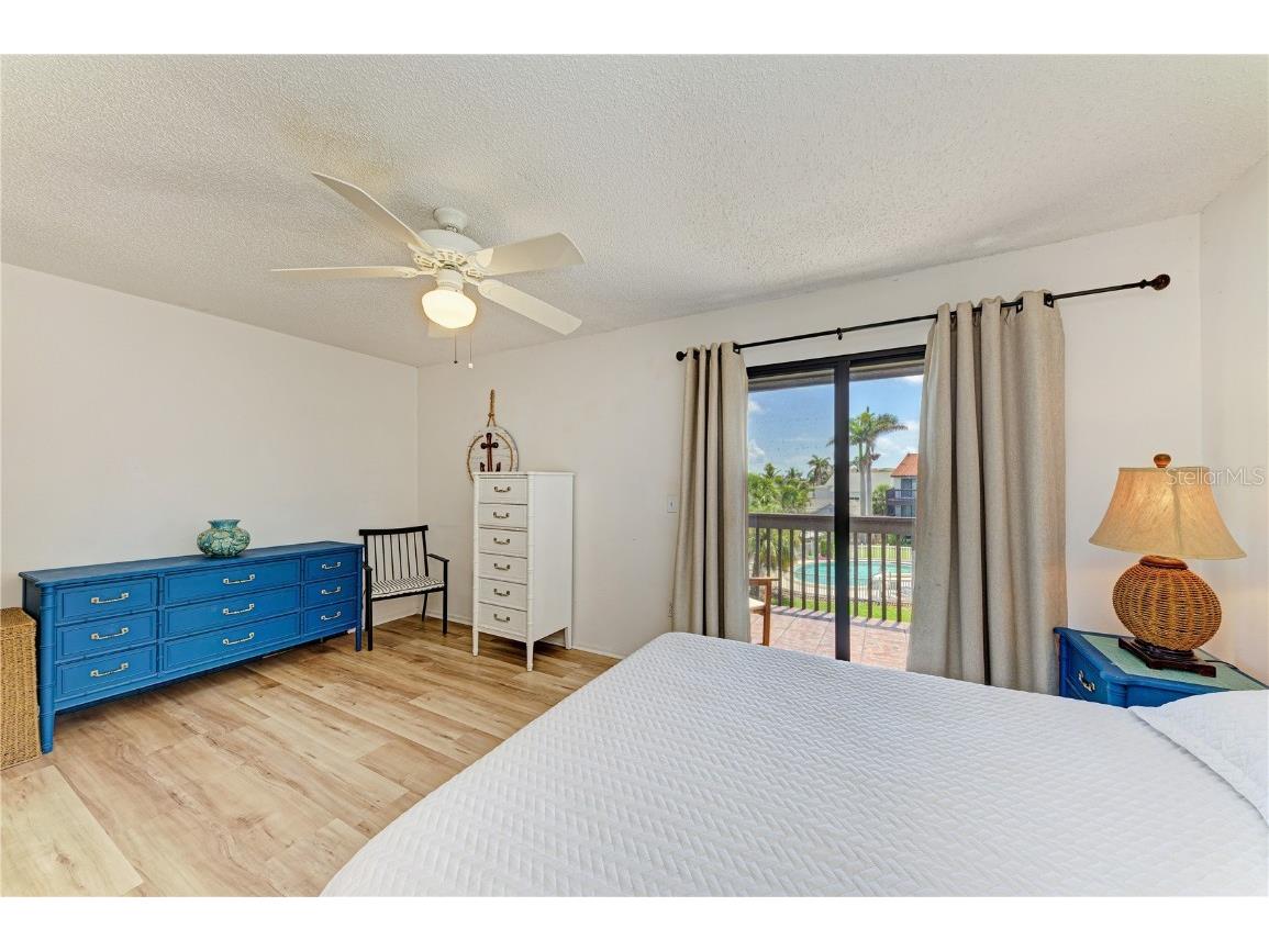 6840 Midnight Pass Road #6840 Sarasota FL 34242 A4655689 image38