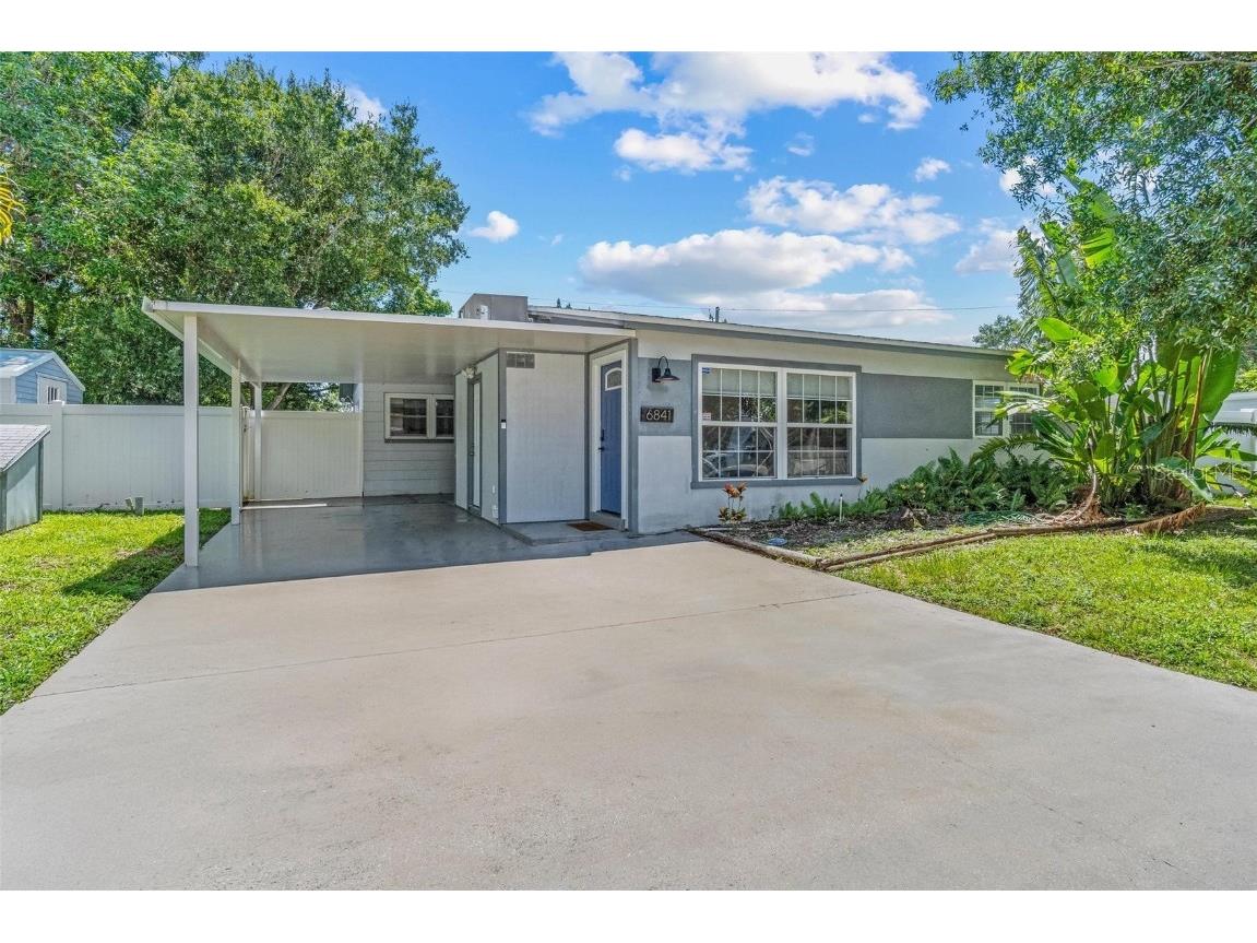 6841 13th Street N Saint Petersburg FL 33702 TB8416435 image1