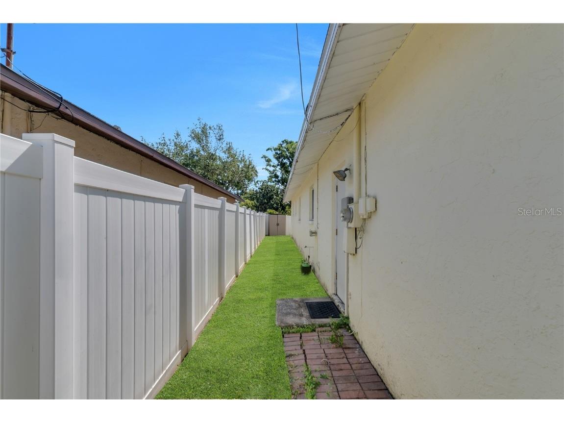 6841 46th Street N Pinellas Park FL 33781 C7509720 image6