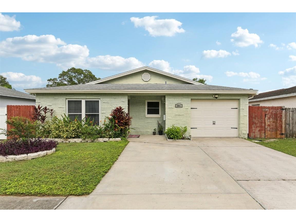 6841 60th Street N Pinellas Park FL 33781 TB8304144 image1