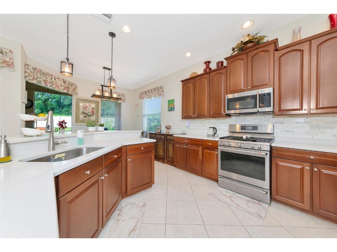 6841 74th Street Circle E Bradenton FL 34203 A4666184 image12