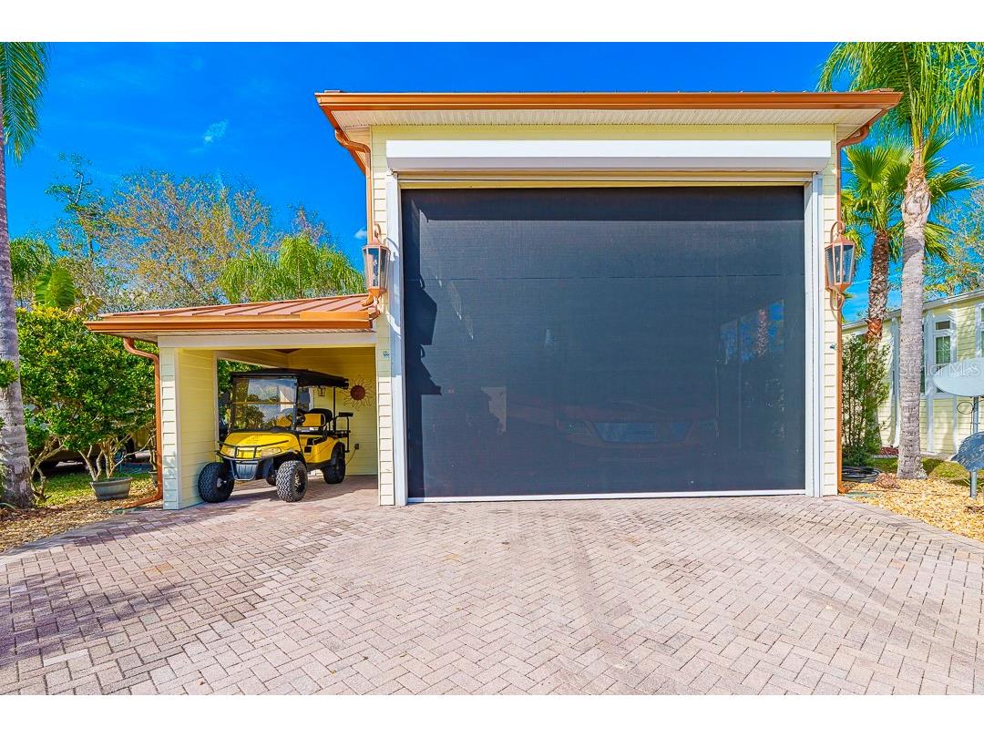 6841 Amanda Vista Circle Land O Lakes FL 34637 TB8355648 image1