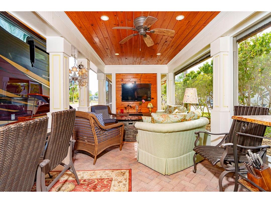 6841 Amanda Vista Circle Land O Lakes FL 34637 TB8355648 image12