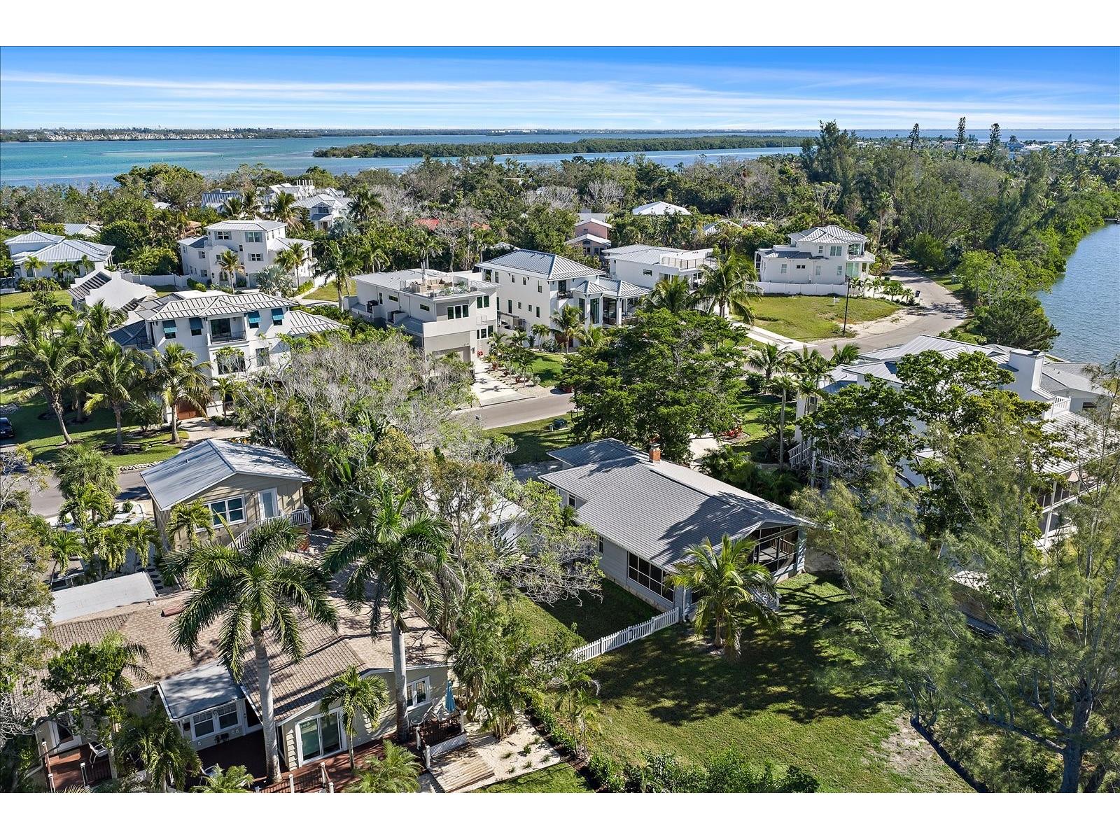 6841 Longboat Drive S Longboat Key FL 34228 - BISHOPS BAYOU A4674302 image10