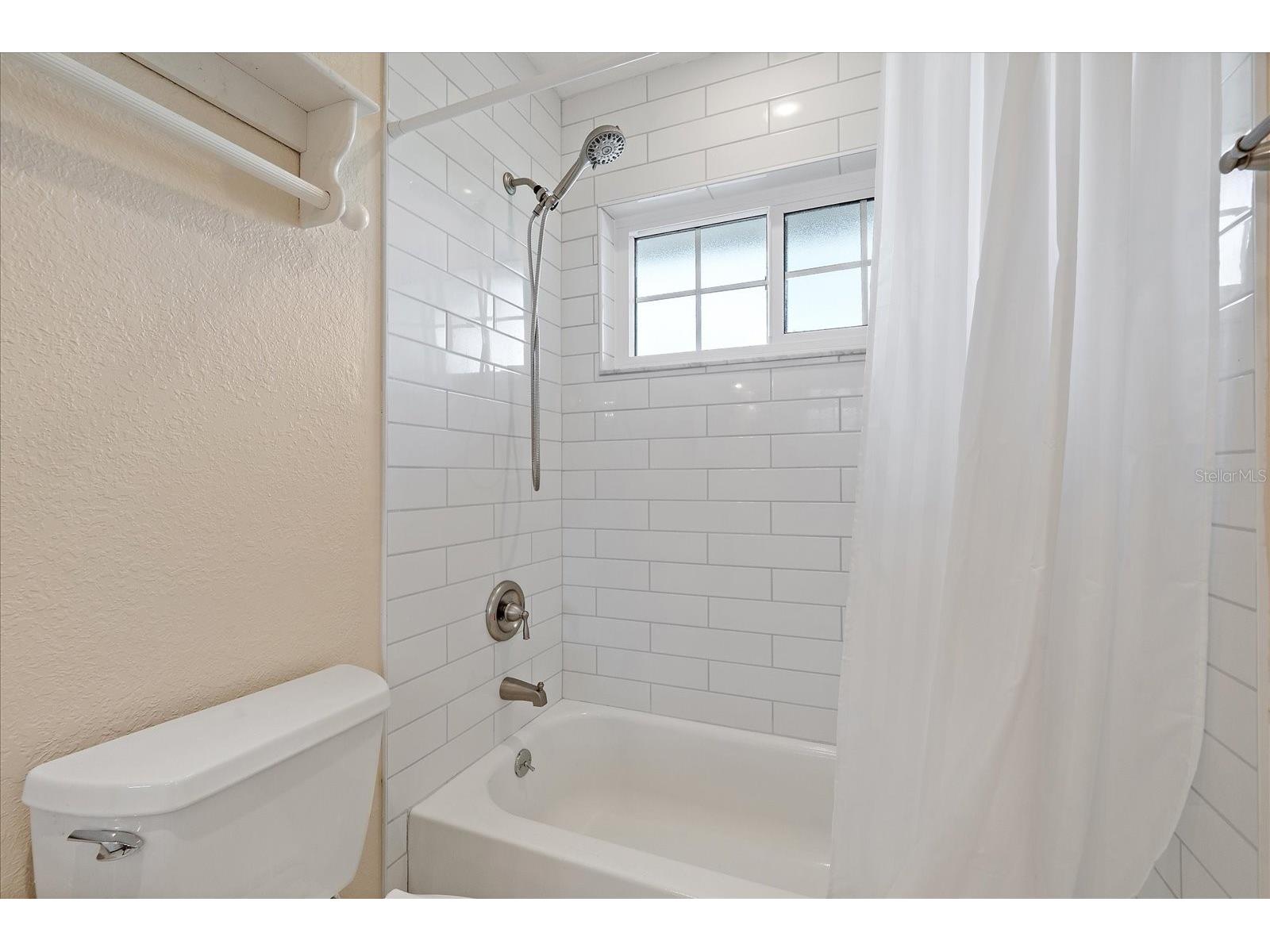 6841 Longboat Drive S Longboat Key FL 34228 - BISHOPS BAYOU A4674302 image41