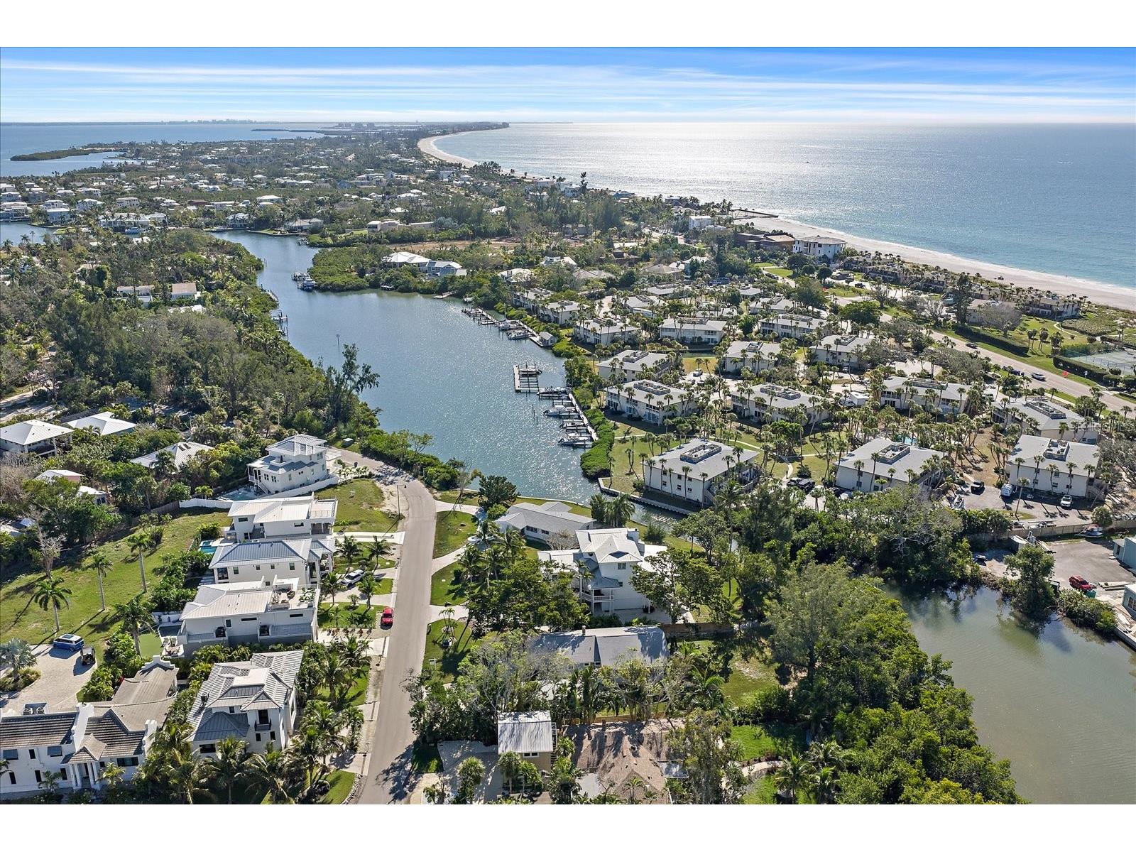 6841 Longboat Drive S Longboat Key FL 34228 - BISHOPS BAYOU A4681680 image1