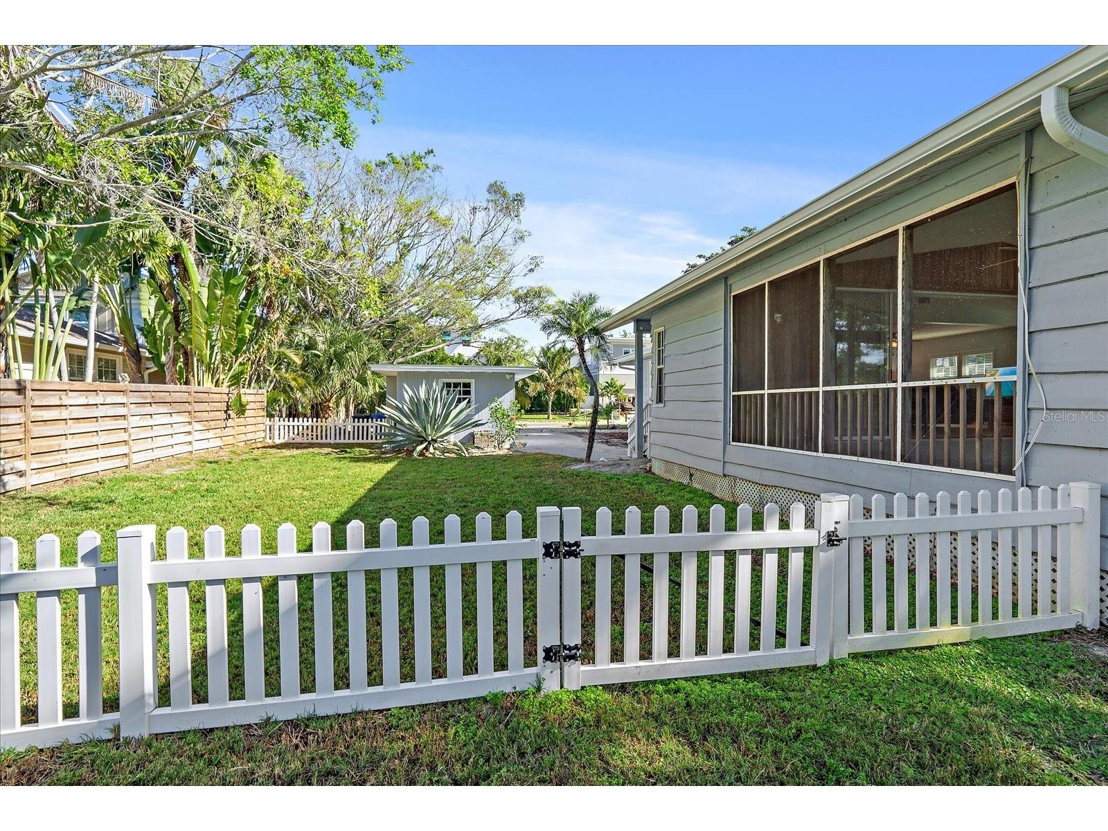 6841 Longboat Drive S Longboat Key FL 34228 - BISHOPS BAYOU A4681680 image17