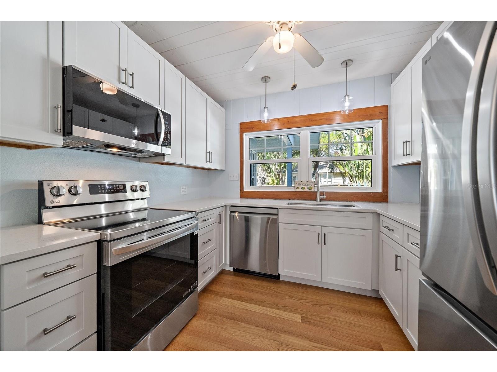 6841 Longboat Drive S Longboat Key FL 34228 - BISHOPS BAYOU A4681680 image22