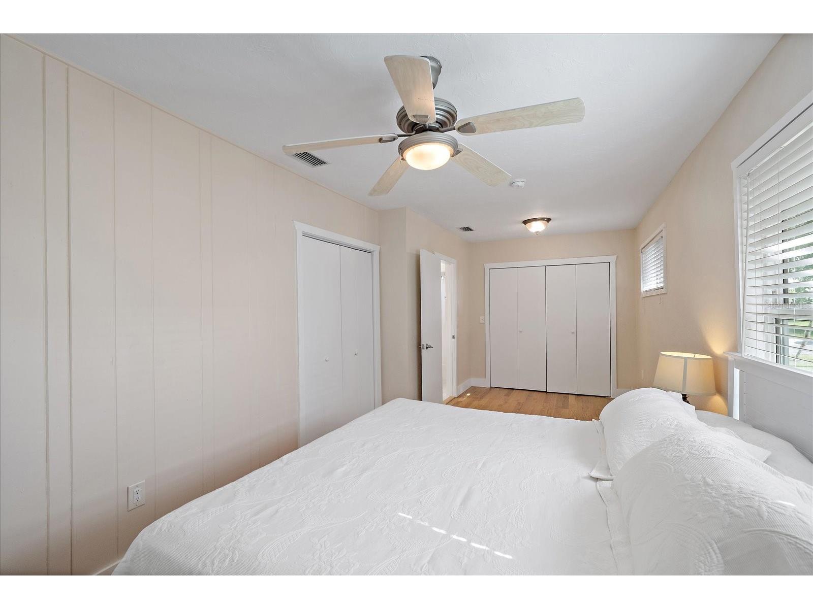 6841 Longboat Drive S Longboat Key FL 34228 - BISHOPS BAYOU A4681680 image36