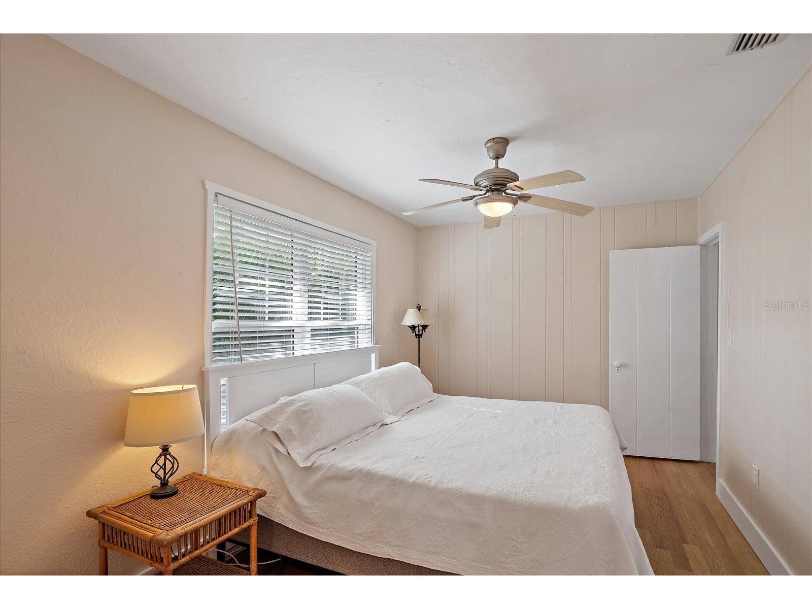 6841 Longboat Drive S Longboat Key FL 34228 - BISHOPS BAYOU A4681680 image38