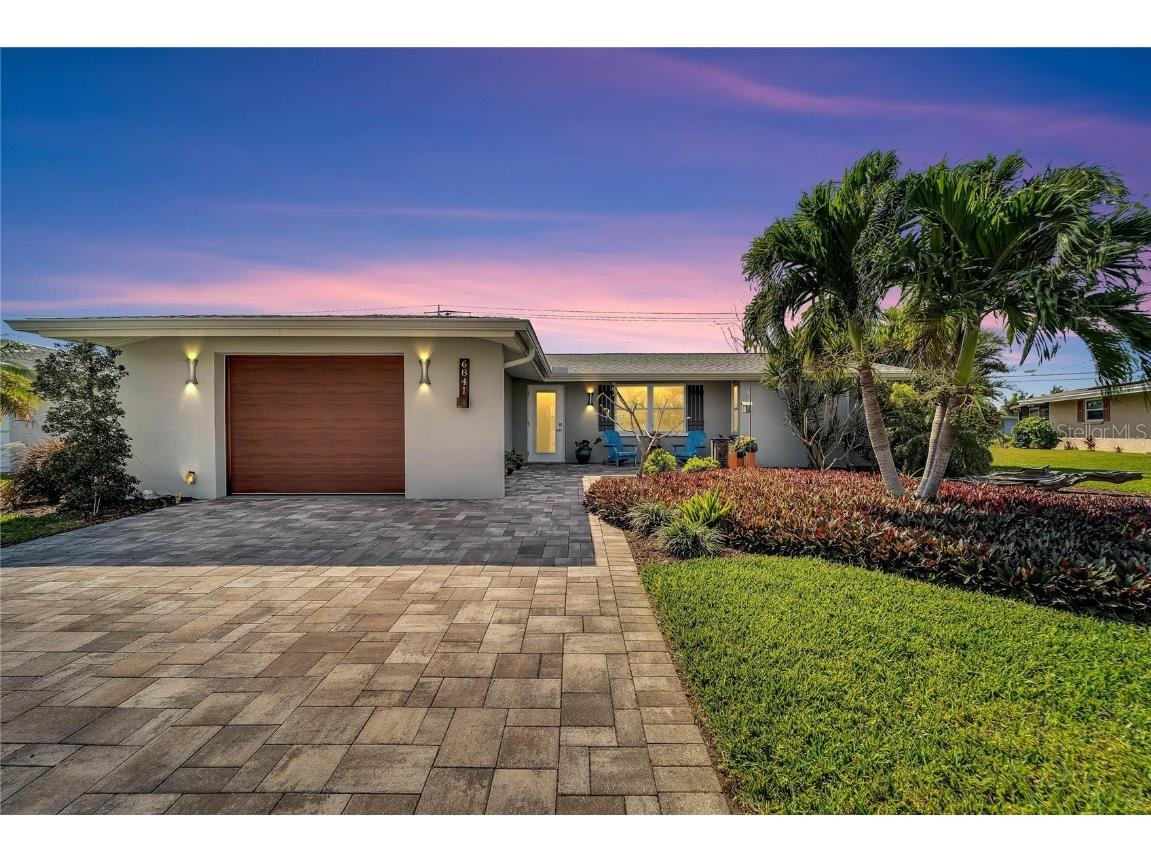 6841 Roxbury Drive Sarasota FL 34231 T3432331 image1