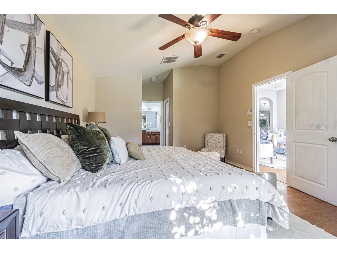 6843 Runner Oak Drive Wesley Chapel FL 33545 TB8415363 image12