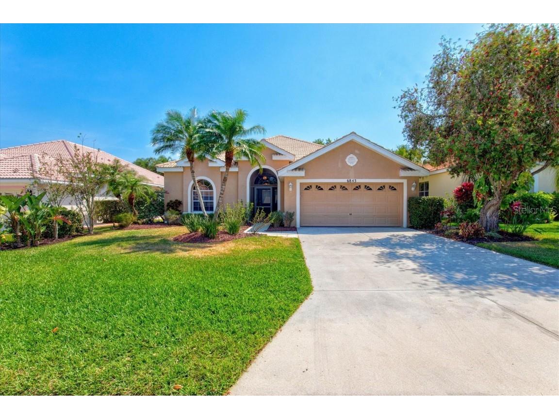 6843 Winslow Street Sarasota FL 34243 A4565167 image1