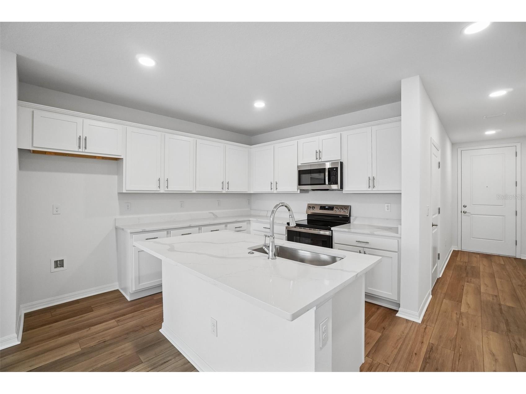 6844 Holcombe Down Drive Zephyrhills FL 33541 TB8527007 image11