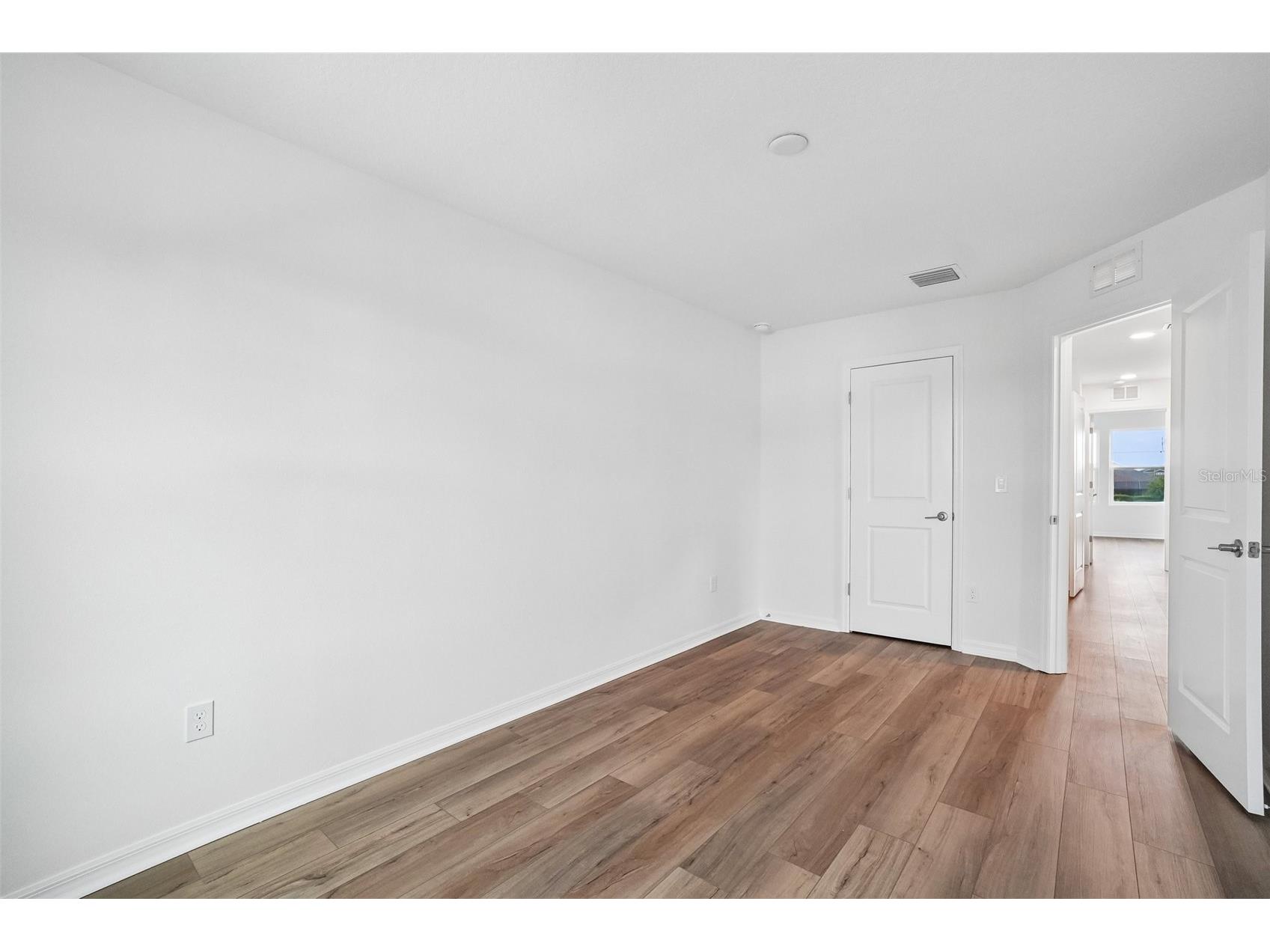 6844 Holcombe Down Drive Zephyrhills FL 33541 TB8527007 image28