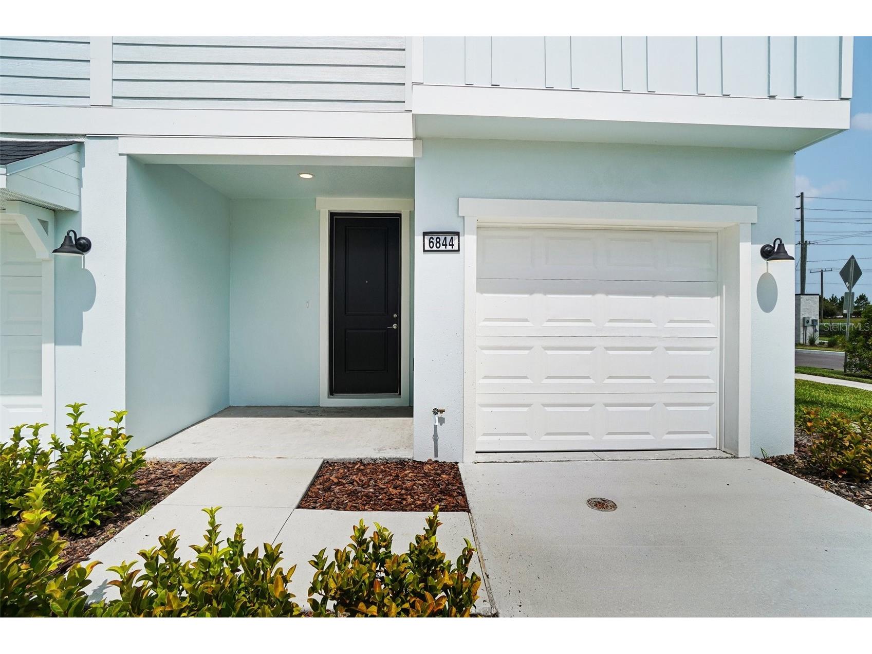 6844 Holcombe Down Drive Zephyrhills FL 33541 TB8527007 image3