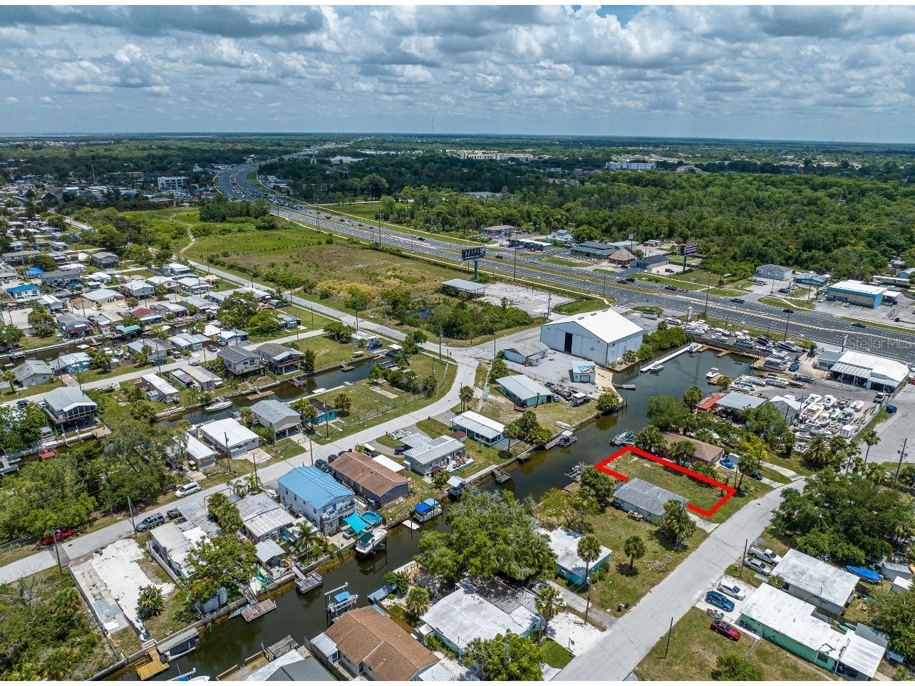 6845 Sanderling Lane Hudson FL 34667 - CANAL TO GULF OF MEXICO A4695320 image4