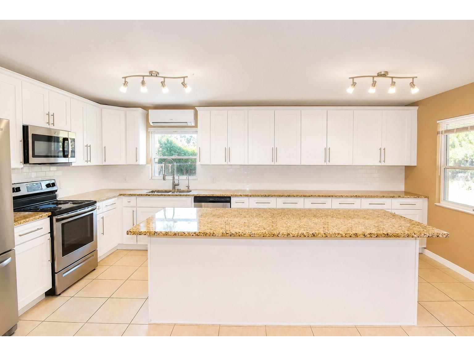 6848 Copperfield Drive New Port Richey FL 34655 W7885783 image4