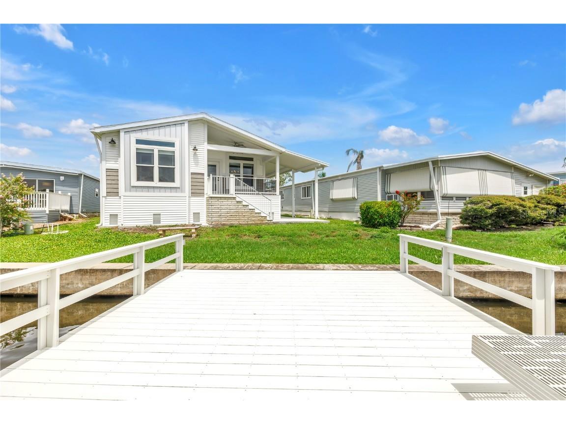 6848 Mount Quincy Drive NE #352 Saint Petersburg FL 33702 - TAMPA BAY TB8404354 image1