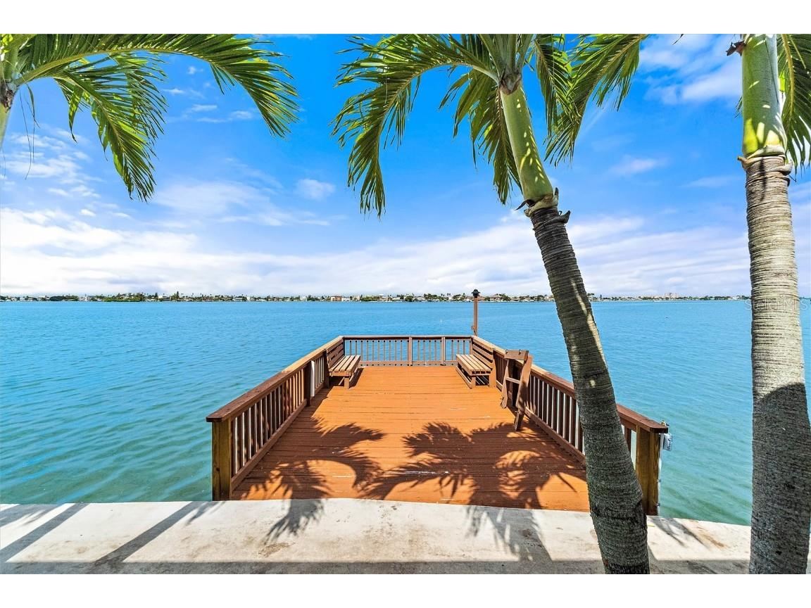 685 Boca Ciega Point Boulevard S #685 Saint Petersburg FL 33708 U8170426 image1