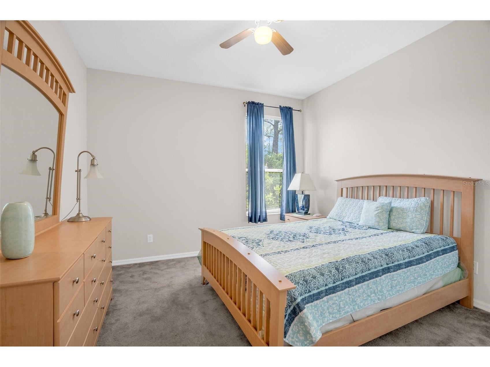 685 Malaga Deltona FL 32725 V4948978 image15