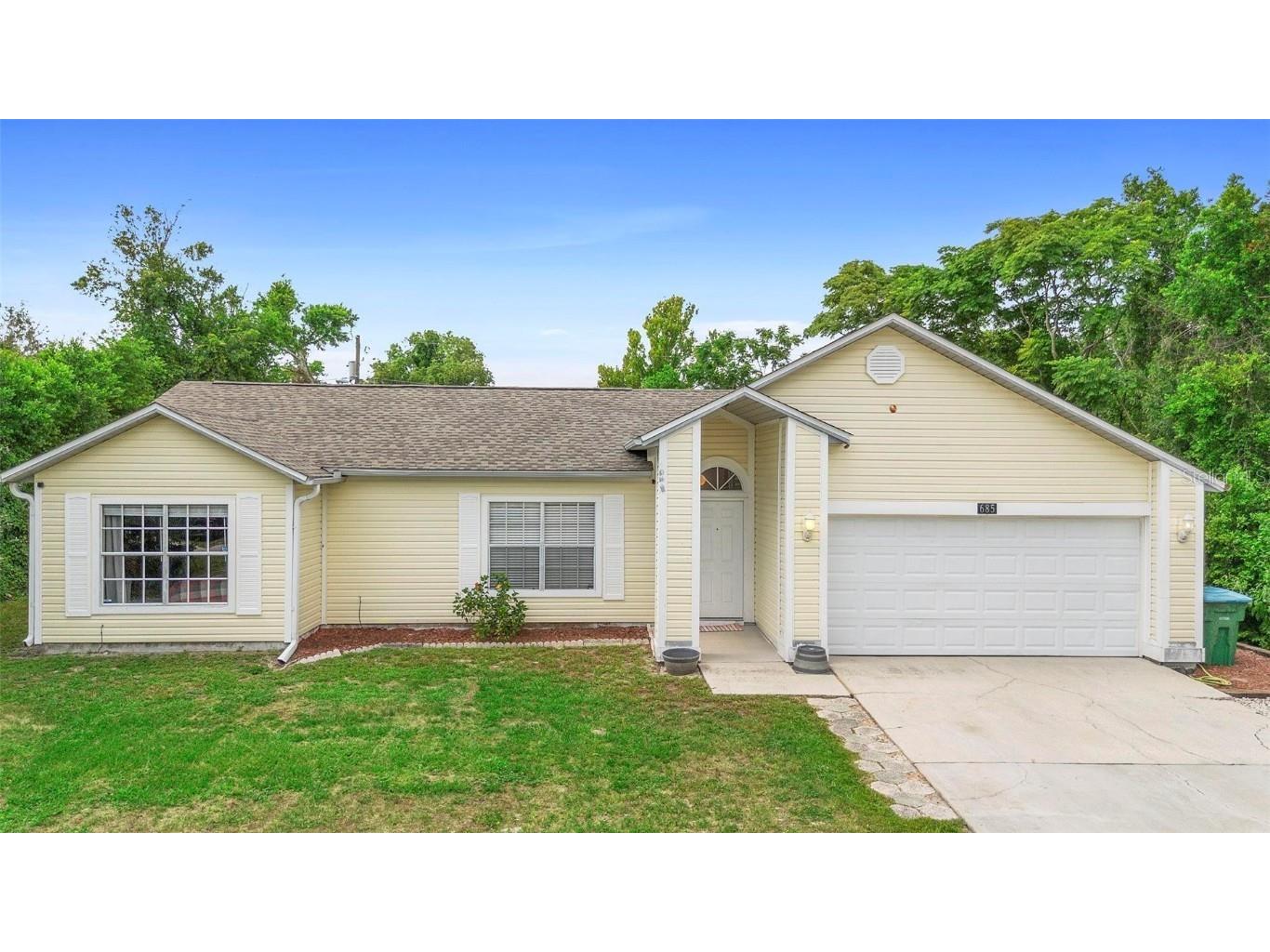 685 N Firwood Drive Deltona FL 32725 V4943342 image1