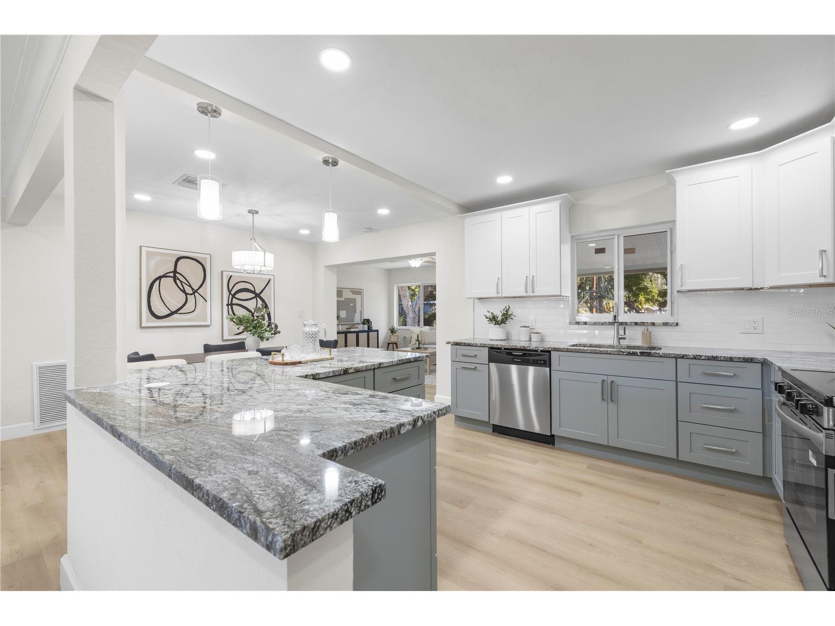 6850 7th Street S Saint Petersburg FL 33705 TB8456353 image22
