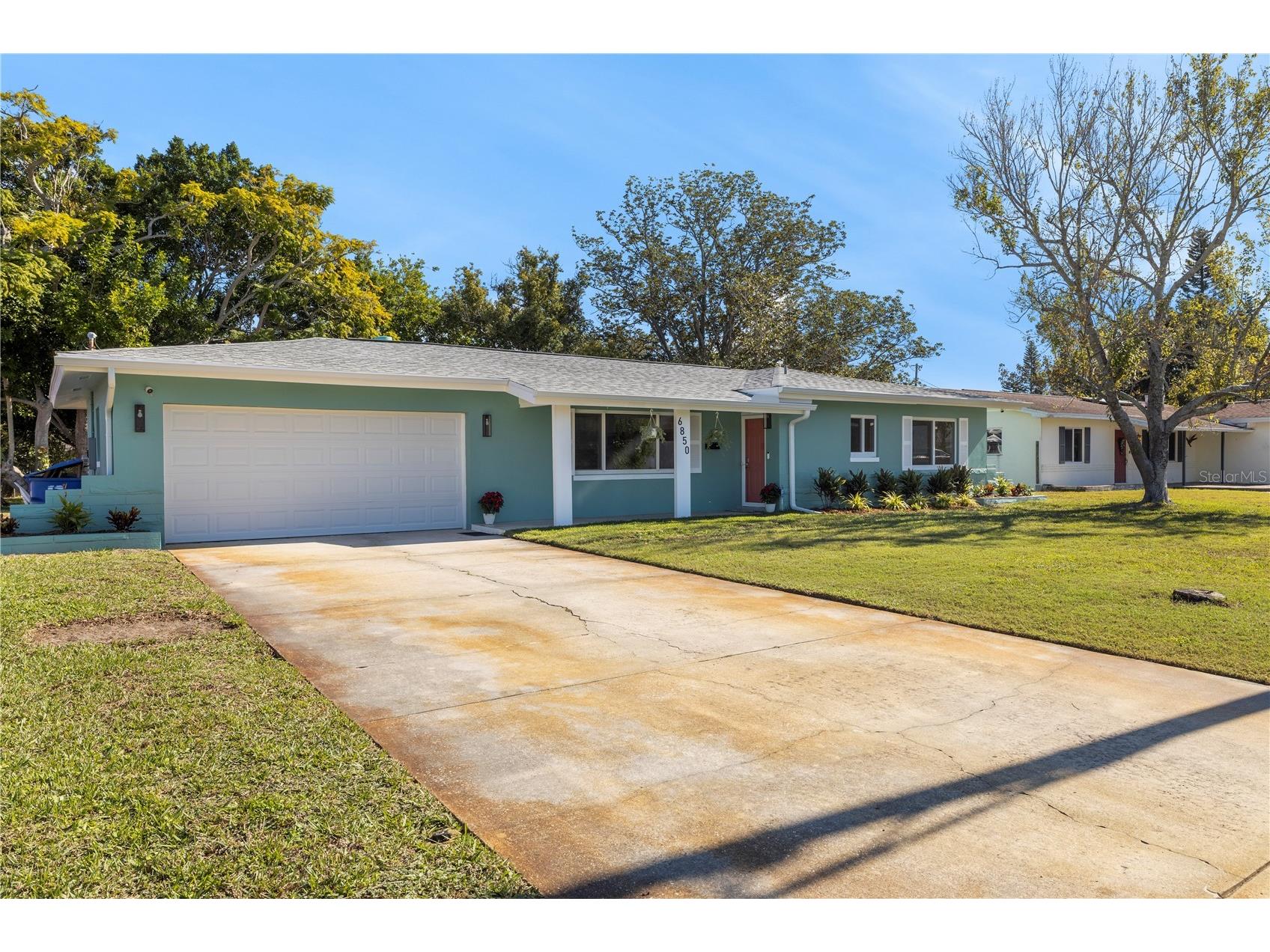 6850 7th Street S Saint Petersburg FL 33705 TB8456353 image3