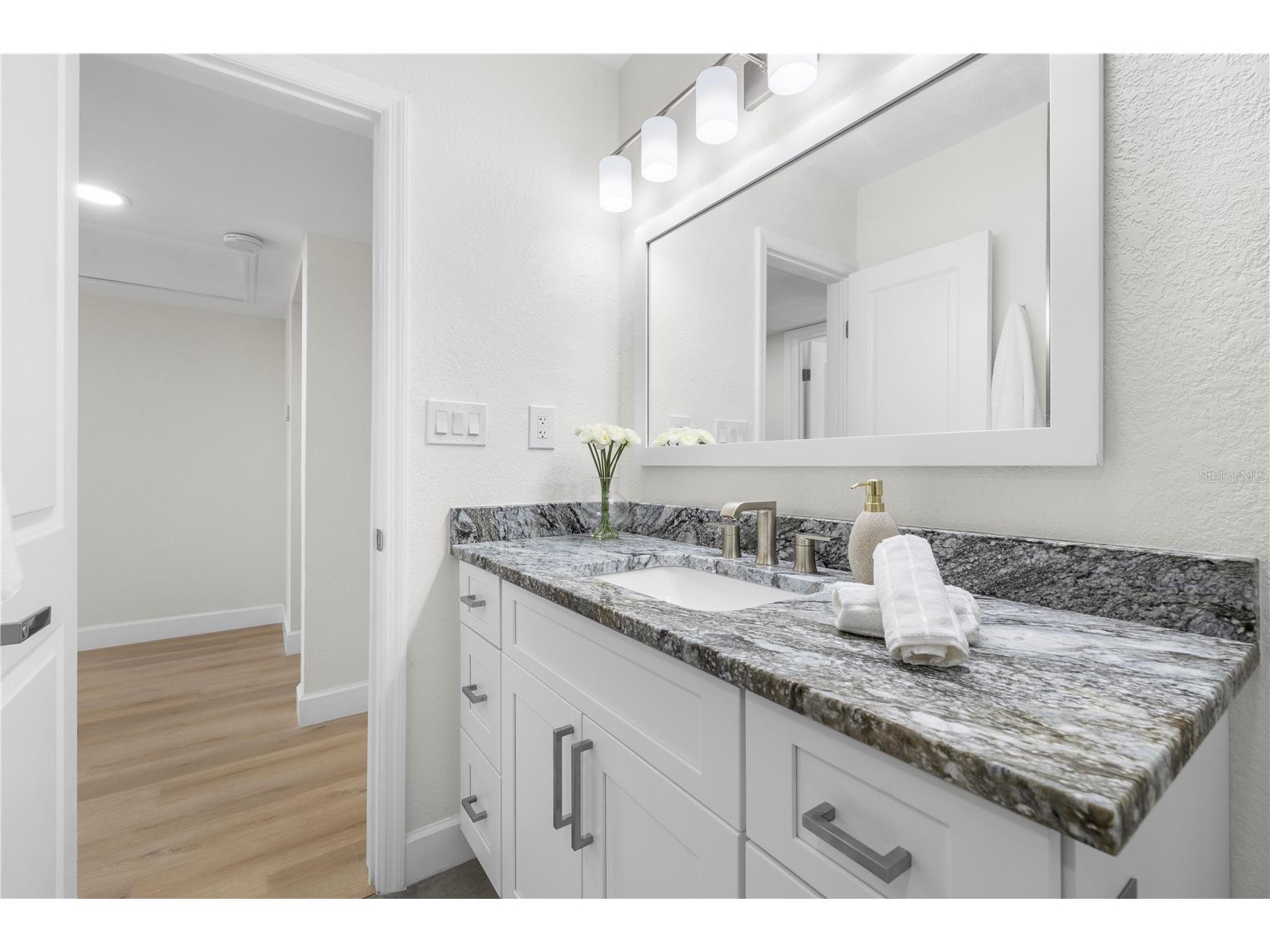 6850 7th Street S Saint Petersburg FL 33705 TB8456353 image36