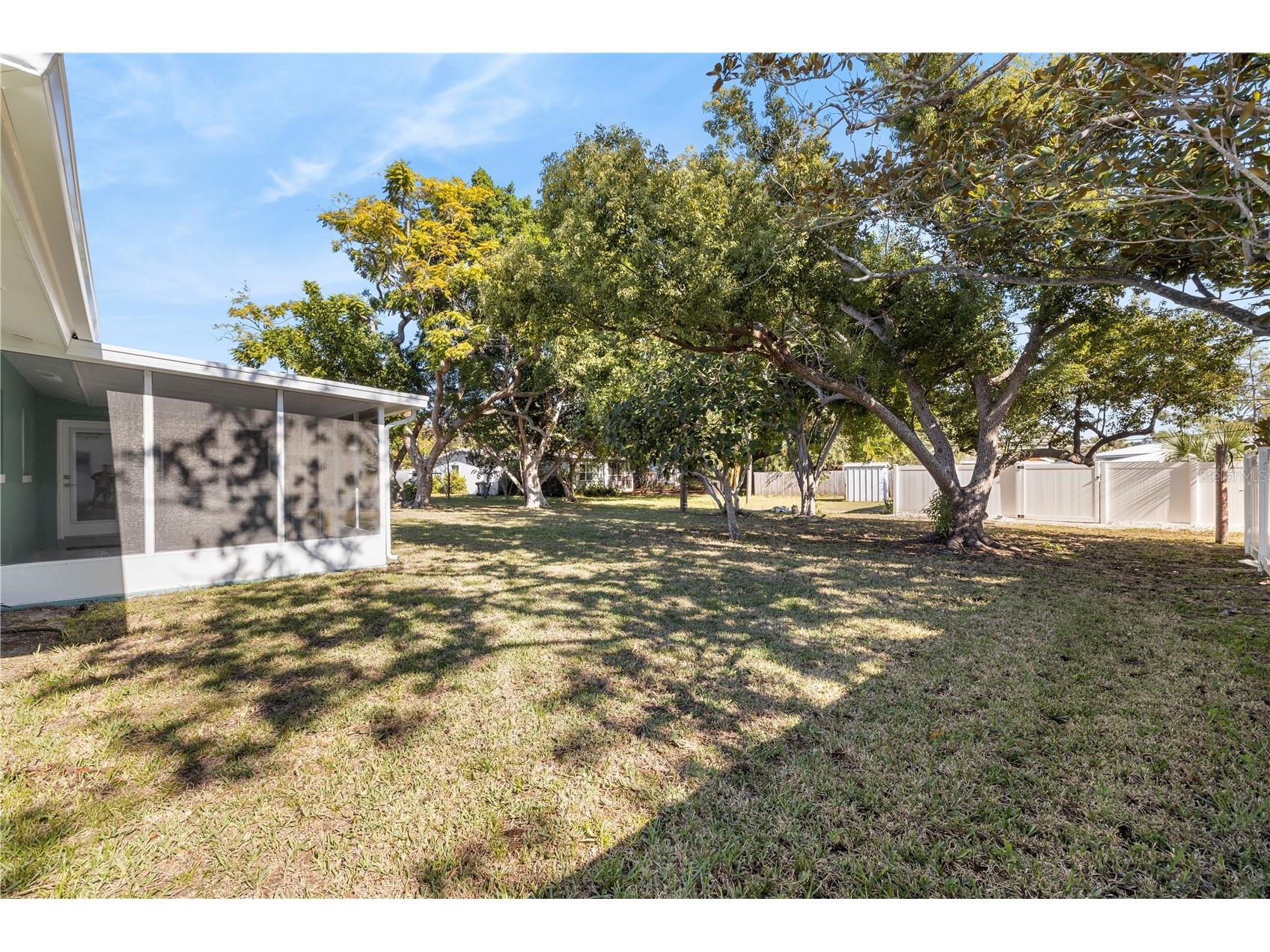 6850 7th Street S Saint Petersburg FL 33705 TB8456353 image39