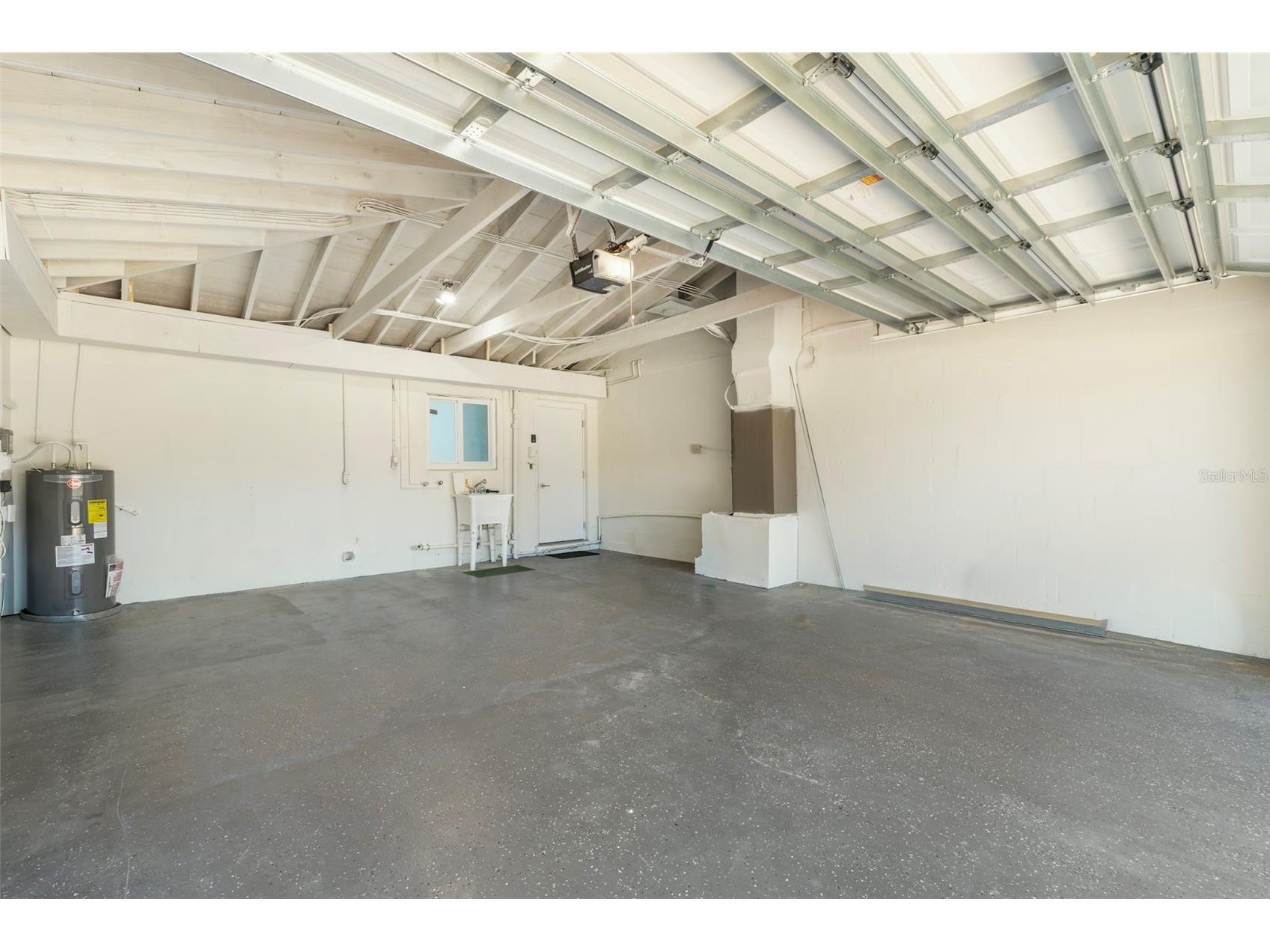 6850 7th Street S Saint Petersburg FL 33705 TB8456353 image42