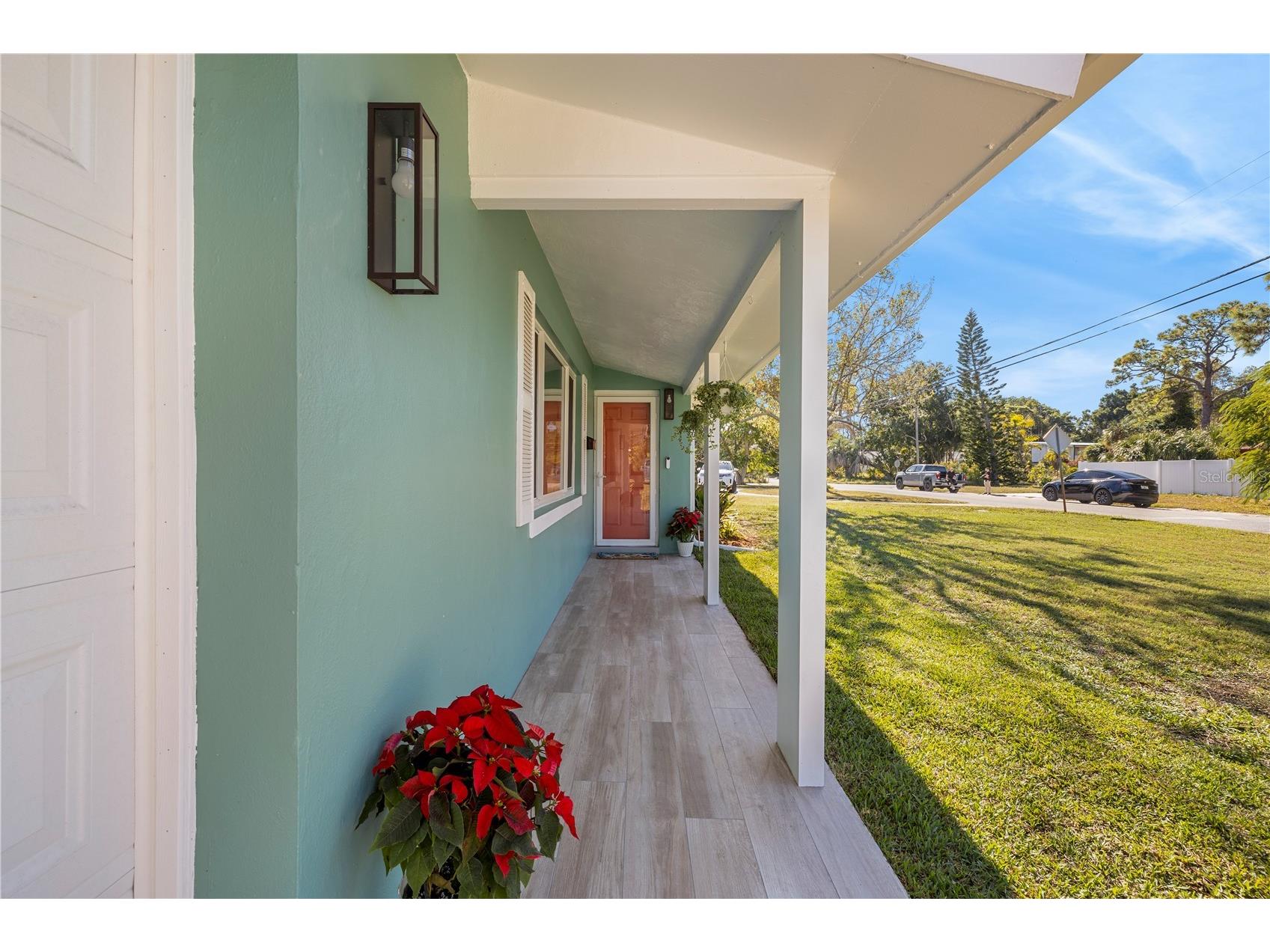 6850 7th Street S Saint Petersburg FL 33705 TB8456353 image8