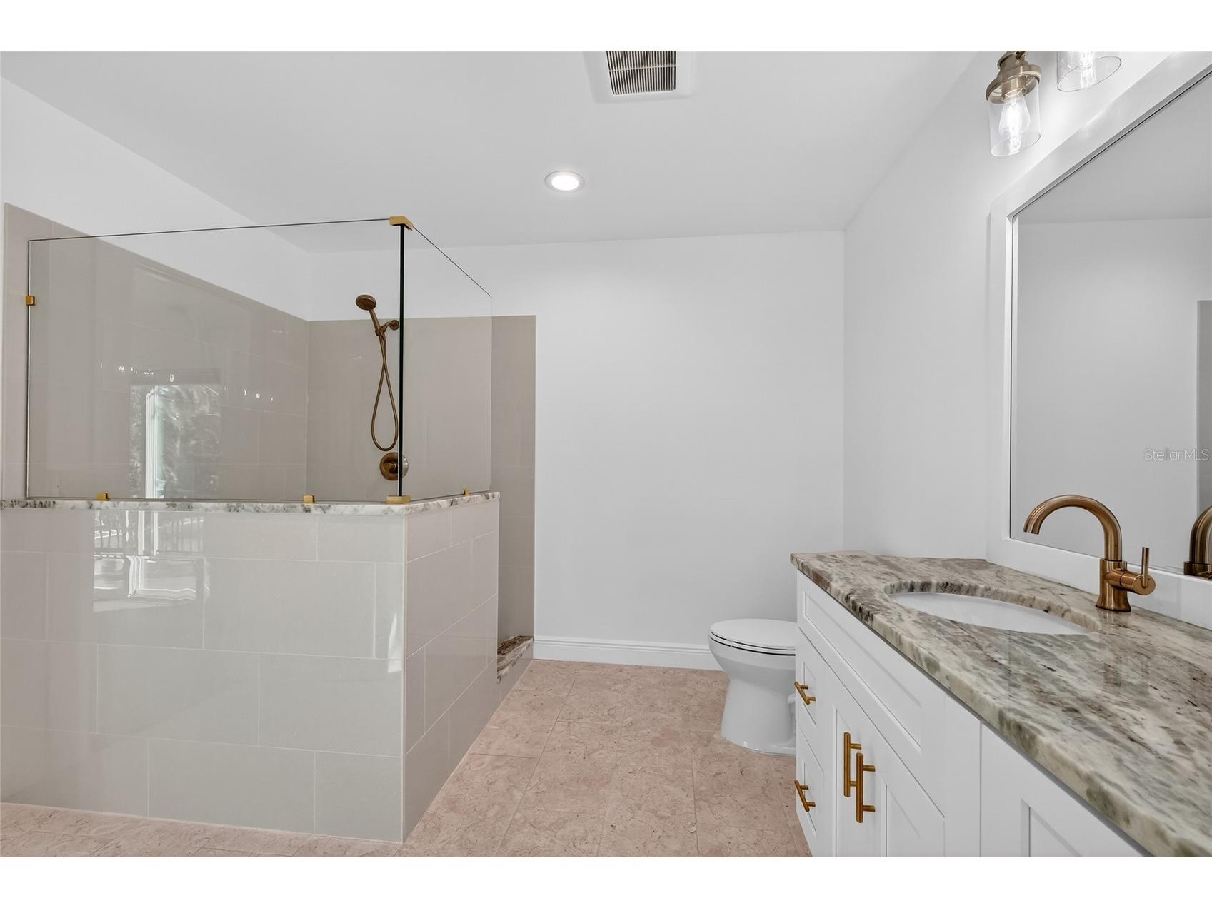 6851 Longboat Drive S Longboat Key FL 34228 A4675356 image16