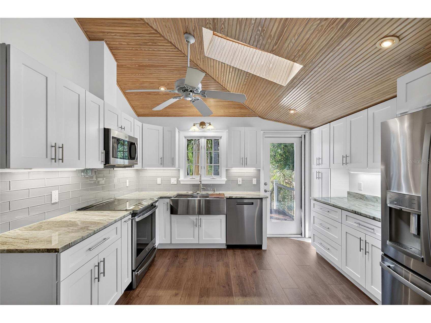 6851 Longboat Drive S Longboat Key FL 34228 A4675356 image5