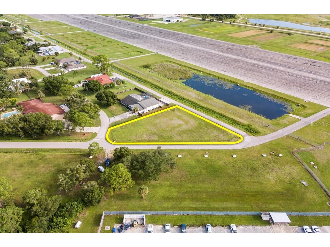 6851 Tech Court Fort Myers FL 33905 L4936559 image1