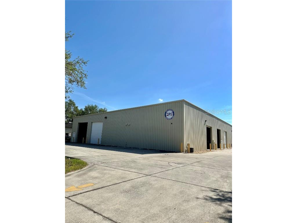 6851 Whitfield Industrial Avenue Sarasota FL 34243 A4607429 image1