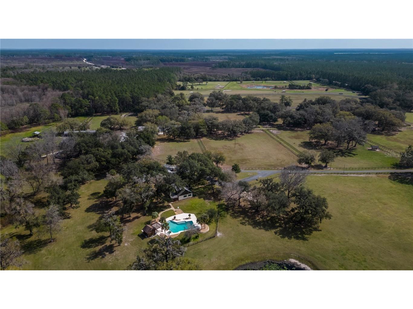 6853 NE 90th Street Road Anthony FL 32617 OM653648 image1
