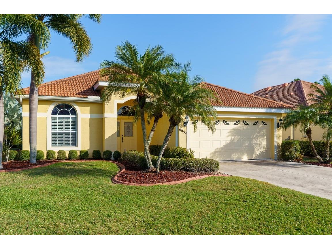 6854 Wagon Wheel Circle Sarasota FL 34243 A4558500 image1