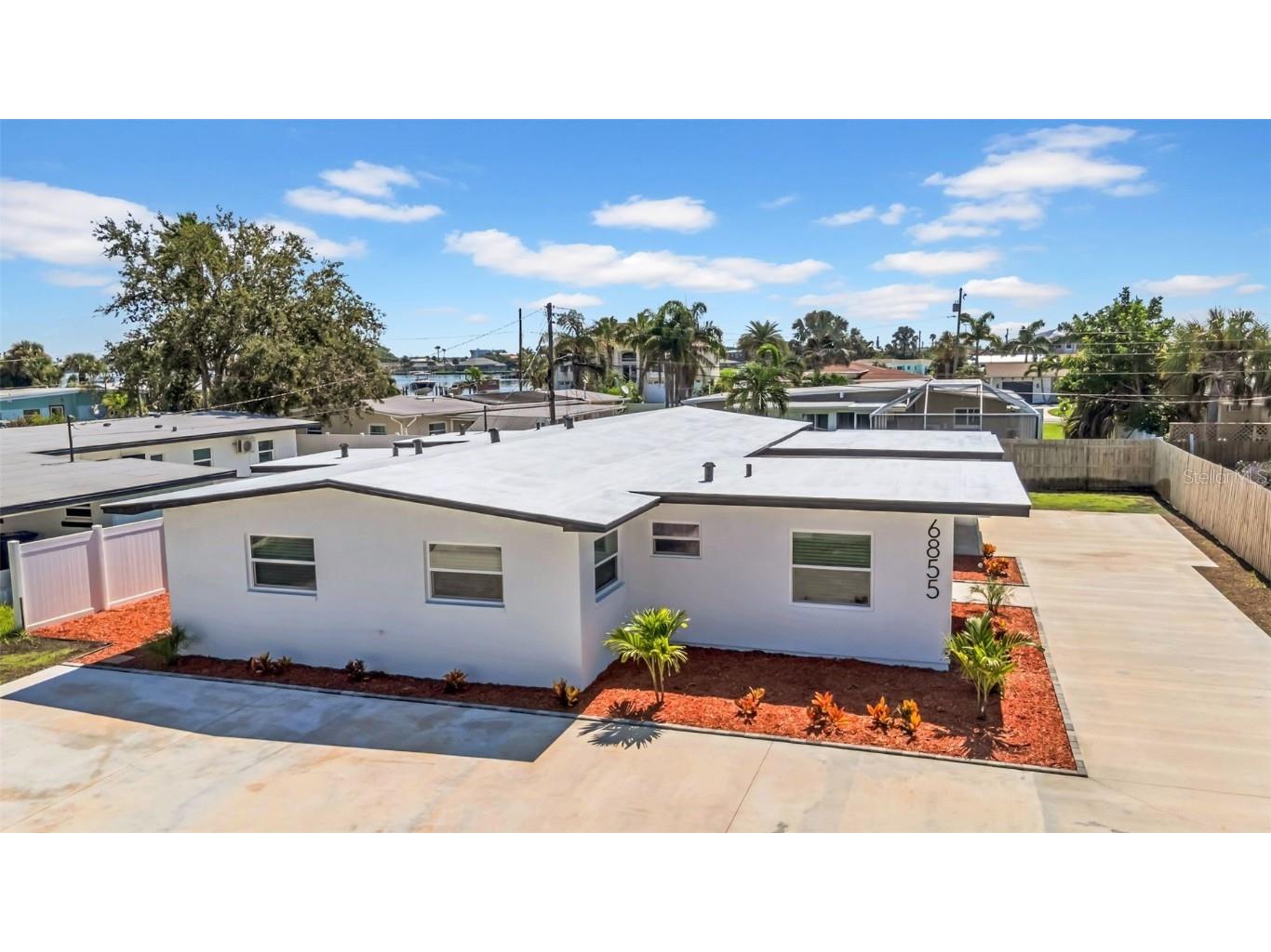 6855 Gulf Winds Drive Saint Pete Beach FL 33706 O6368769 image1