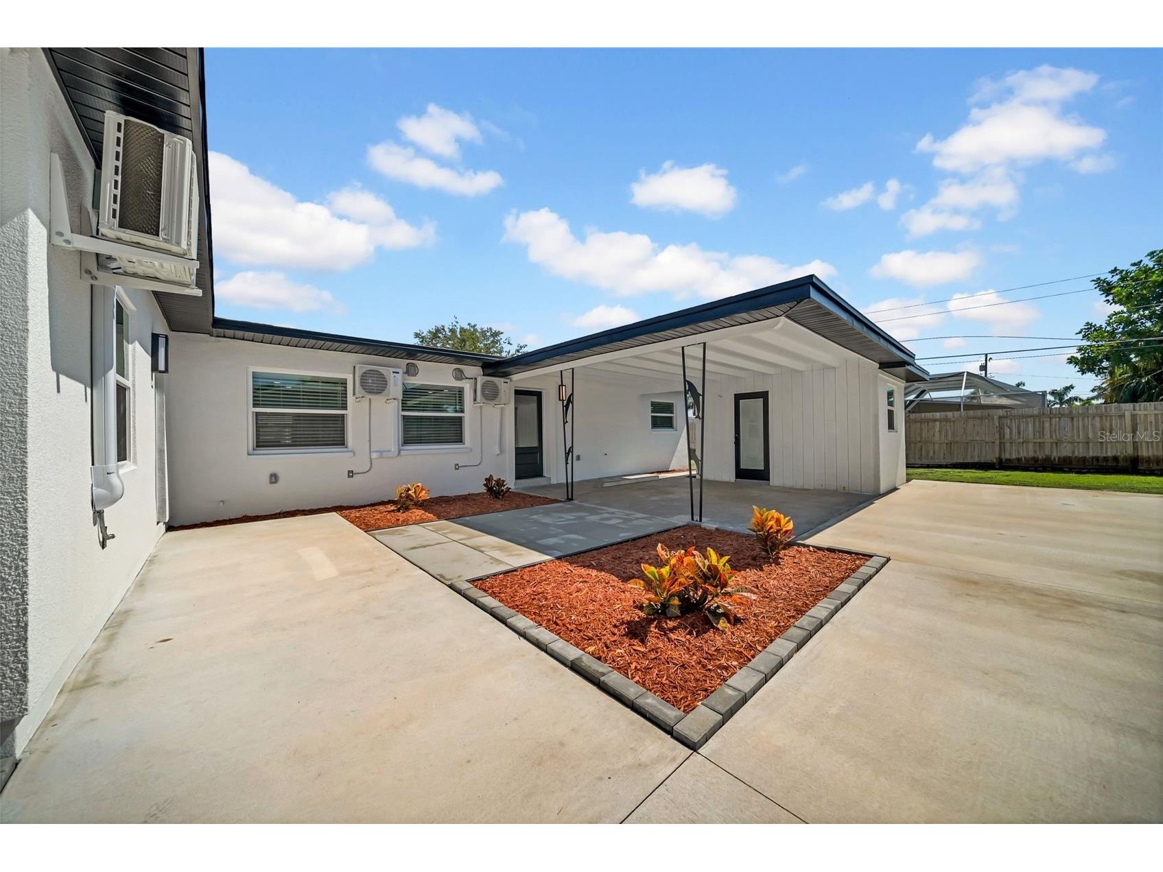 6855 Gulf Winds Drive Saint Pete Beach FL 33706 TB8506839 image1